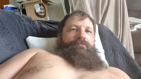 Snapshot of farm2boy chatting on April 7, 4:51 pm Farm2boy online show from April 7, 4:51 pm