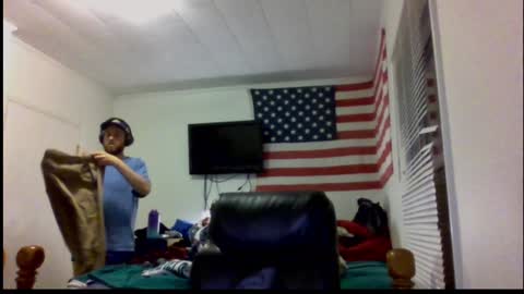 farmboy2398 online show from December 19, 4:34 am