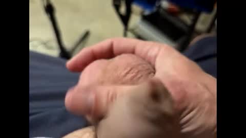 Snapshot of fartinmymouthplz chatting on September 24, 1:53 am fartinmymouthplz online show from September 24, 1:53 am