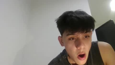 Snapshot of fastfucker_22 chatting on December 1, 6:13 pm fastfucker_22 online show from December 1, 6:13 pm