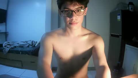 fastfucker_22 online show from May 18, 6:14 pm