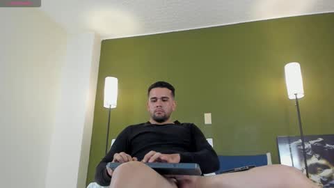 M A T  T E O online show from October 31, 8:21 pm