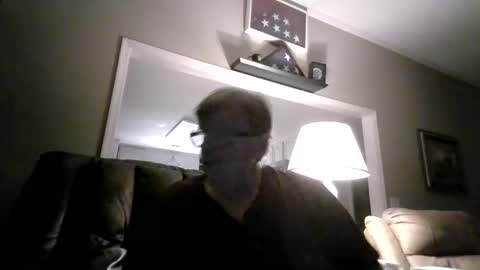 Snapshot of fatdickad chatting on April 9, 5:51 am fatdickad online show from April 9, 5:51 am