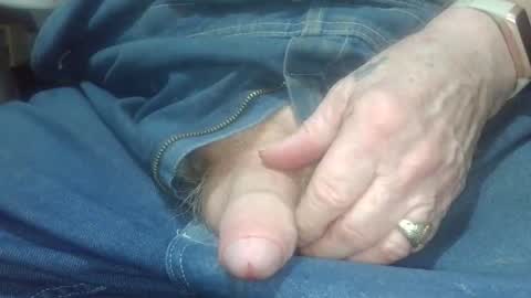 Fred. online show from March 17, 8:34 pm