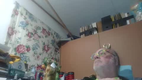 Fred. online show from May 15, 10:50 pm