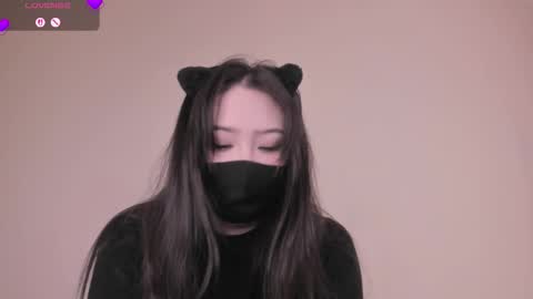 Tina online show from February 25, 8:02 am