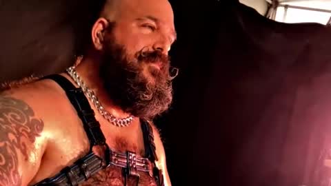 FAT PAPA online show from December 15, 1:48 pm