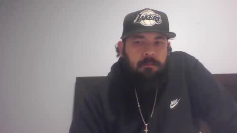 Snapshot of fatstrokepe chatting on February 21, 10:05 am fatstrokepe online show from February 21, 10:05 am