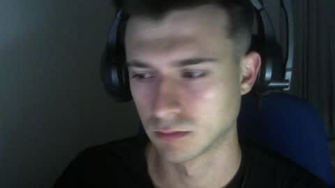 Snapshot of fatthickdickboy chatting on December 4, 9:35 pm ThickDickTeen online show from December 4, 9:35 pm