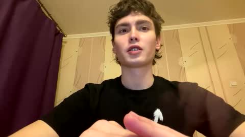 Faust online show from January 6, 7:06 pm