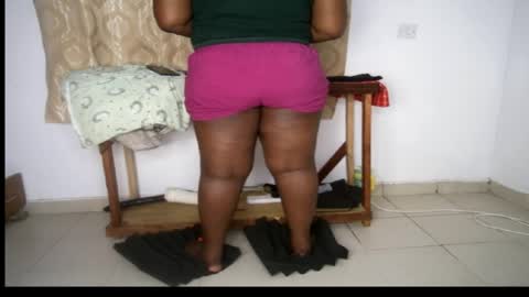 favgal online show from March 29, 3:39 am