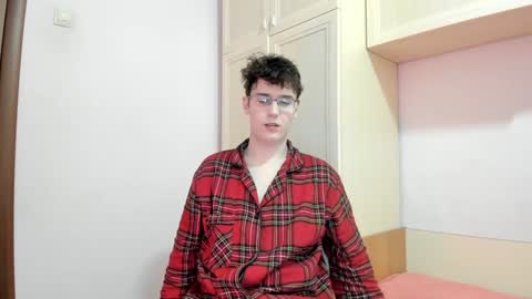 Michael online show from December 25, 6:52 pm