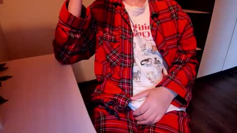 Michael online show from October 12, 12:37 pm