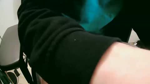 Snapshot of feetlover7878 chatting on March 11, 4:51 pm feetlover7878 online show from March 11, 4:51 pm