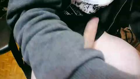 Snapshot of feetlover7878 chatting on September 16, 10:33 pm feetlover7878 online show from September 16, 10:33 pm