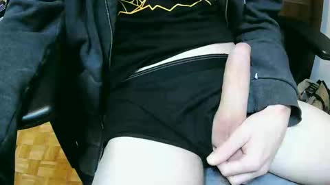 Snapshot of feetlover7878 chatting on October 19, 3:45 pm feetlover7878 online show from October 19, 3:45 pm