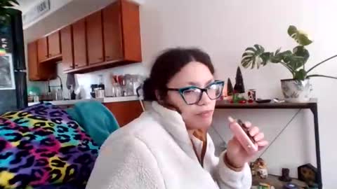 Soley online show from February 22, 6:06 pm