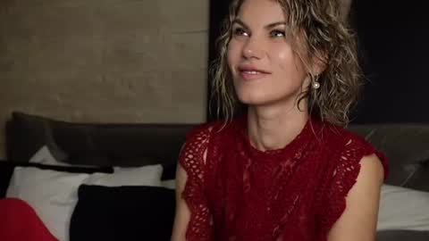 Snapshot of feliciakrige chatting on May 21, 8:38 pm FeliciaKrige online show from May 21, 8:38 pm