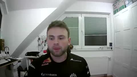 Snapshot of felix9152 chatting on November 15, 6:48 pm felix9152 online show from November 15, 6:48 pm