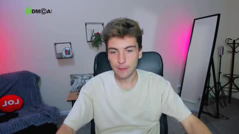Snapshot of felix_dream_ chatting on September 22, 7:16 pm felix_dream_ online show from September 22, 7:16 pm