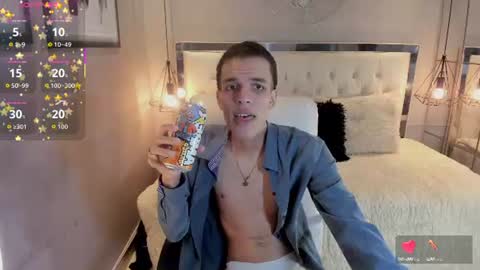 Snapshot of felix_haze chatting on July 11, 6:32 pm FELIPE online show from July 11, 6:32 pm