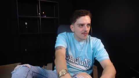 Snapshot of felixstark chatting on July 9, 7:12 am FelixStark online show from July 9, 7:12 am