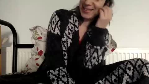 Fell4M online show from February 26, 1:52 pm