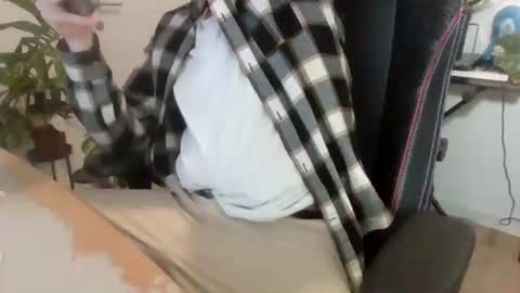 fem_alice_louis_dom online show from November 11, 6:52 pm