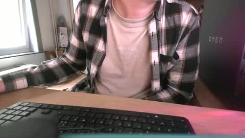 fem_alice_louis_dom online show from June 15, 5:26 pm