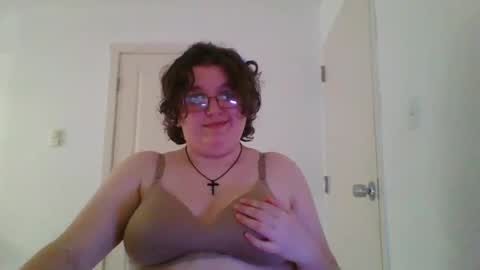 femcelsam online show from August 3, 1:48 am