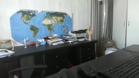 femdomsubby online show from December 5, 1:47 am