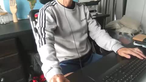 femdomsubby online show from November 13, 9:36 pm