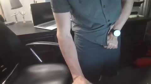 femdomsubby online show from March 3, 8:42 am