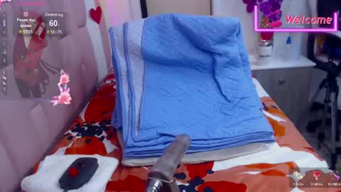 Snapshot of fenix19_ chatting on February 18, 4:37 am IM FENIX online show from February 18, 4:37 am