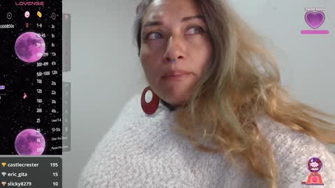 Snapshot of fenix_purple chatting on December 27, 6:31 pm FENIX online show from December 27, 6:31 pm