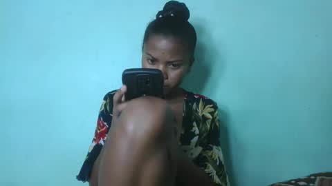 fenou122745 online show from February 6, 6:33 pm