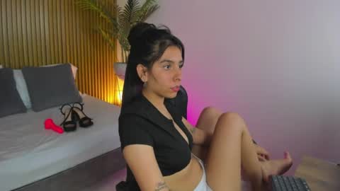F E R online show from July 7, 7:23 am