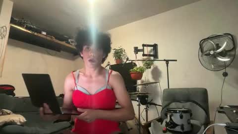 fer92400 online show from May 28, 9:39 am