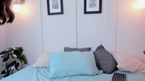 Fer online show from April 6, 11:33 am