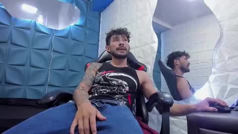 Daniel Fernando online show from February 1, 10:34 pm