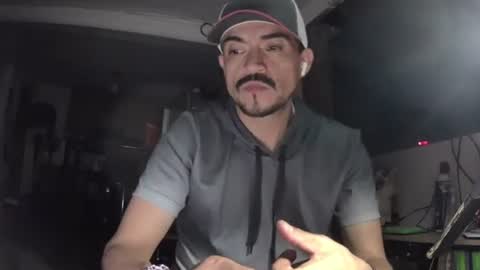 Snapshot of fernand89 chatting on January 21, 6:00 am fernand89 online show from January 21, 6:00 am