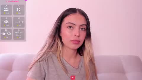 fernanda  online show from July 8, 4:11 pm