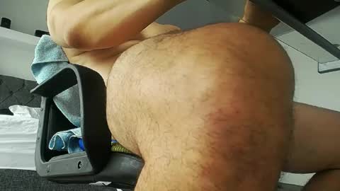 Snapshot of fernandoquindiano chatting on January 5, 3:02 pm Samuel online show from January 5, 3:02 pm