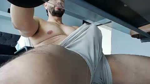 Snapshot of fernandoquindiano chatting on September 18, 12:29 pm Samuel online show from September 18, 12:29 pm