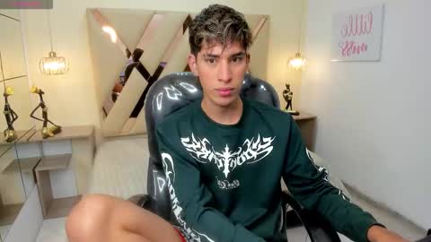 FER PHOENIX online show from January 19, 3:21 am