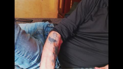 Snapshot of ferra_testarossa chatting on December 31, 2:19 am ferra_testarossa online show from December 31, 2:19 am