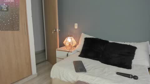 Fer  online show from February 14, 3:33 am