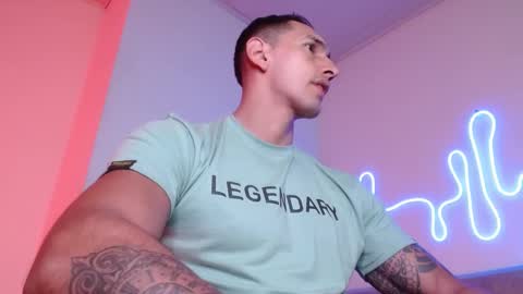 Snapshot of festbody1 chatting on December 29, 1:38 pm Festbody1 online show from December 29, 1:38 pm