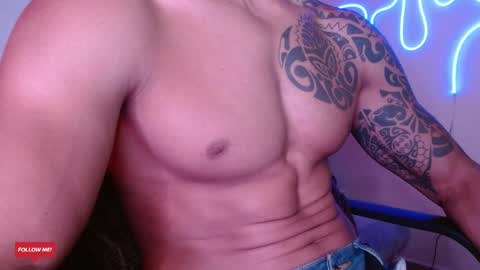 Snapshot of festbody1 chatting on February 2, 4:32 pm Festbody1 online show from February 2, 4:32 pm