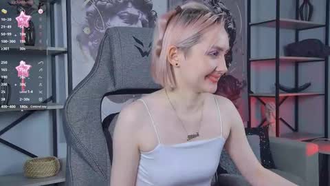 Rey online show from December 5, 6:26 pm